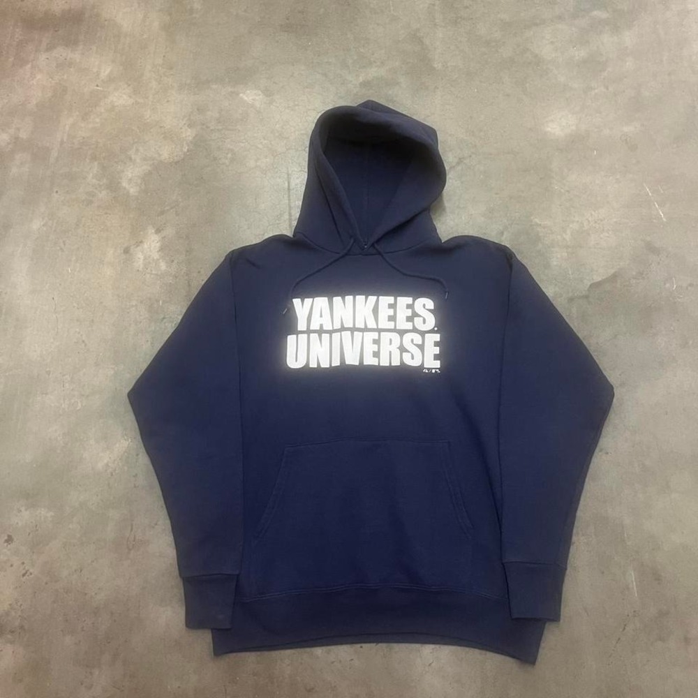 Vintage Y2K boxy New York Yankees navy‎ hoodie